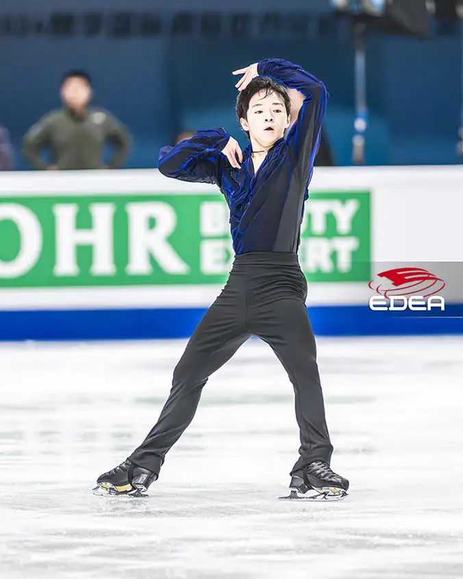 Ice Gallery Skates U.S.